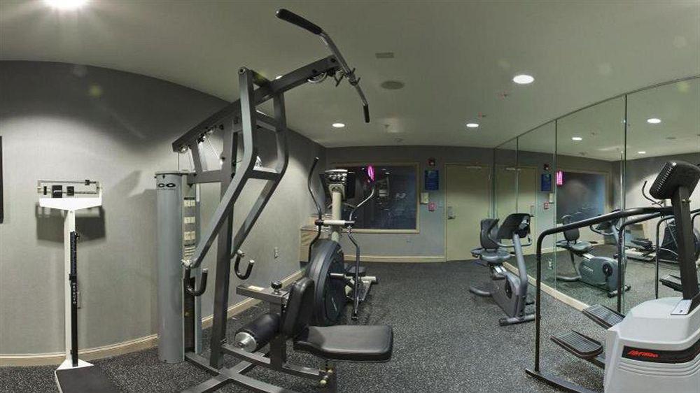 Holiday Inn Express Hotel & Suites Plano West - Frisco By Ihg Dış mekan fotoğraf