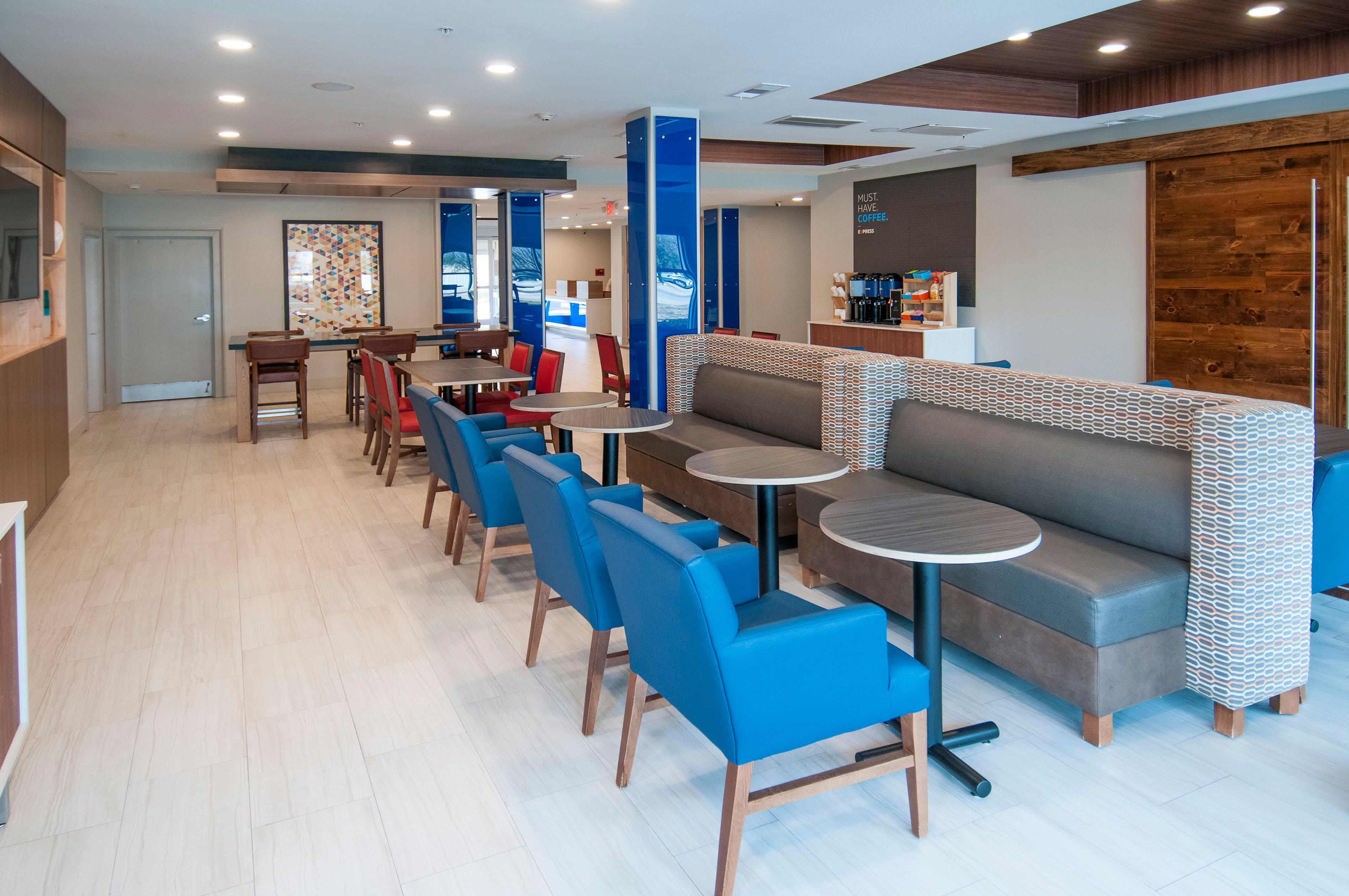 Holiday Inn Express Hotel & Suites Plano West - Frisco By Ihg Dış mekan fotoğraf