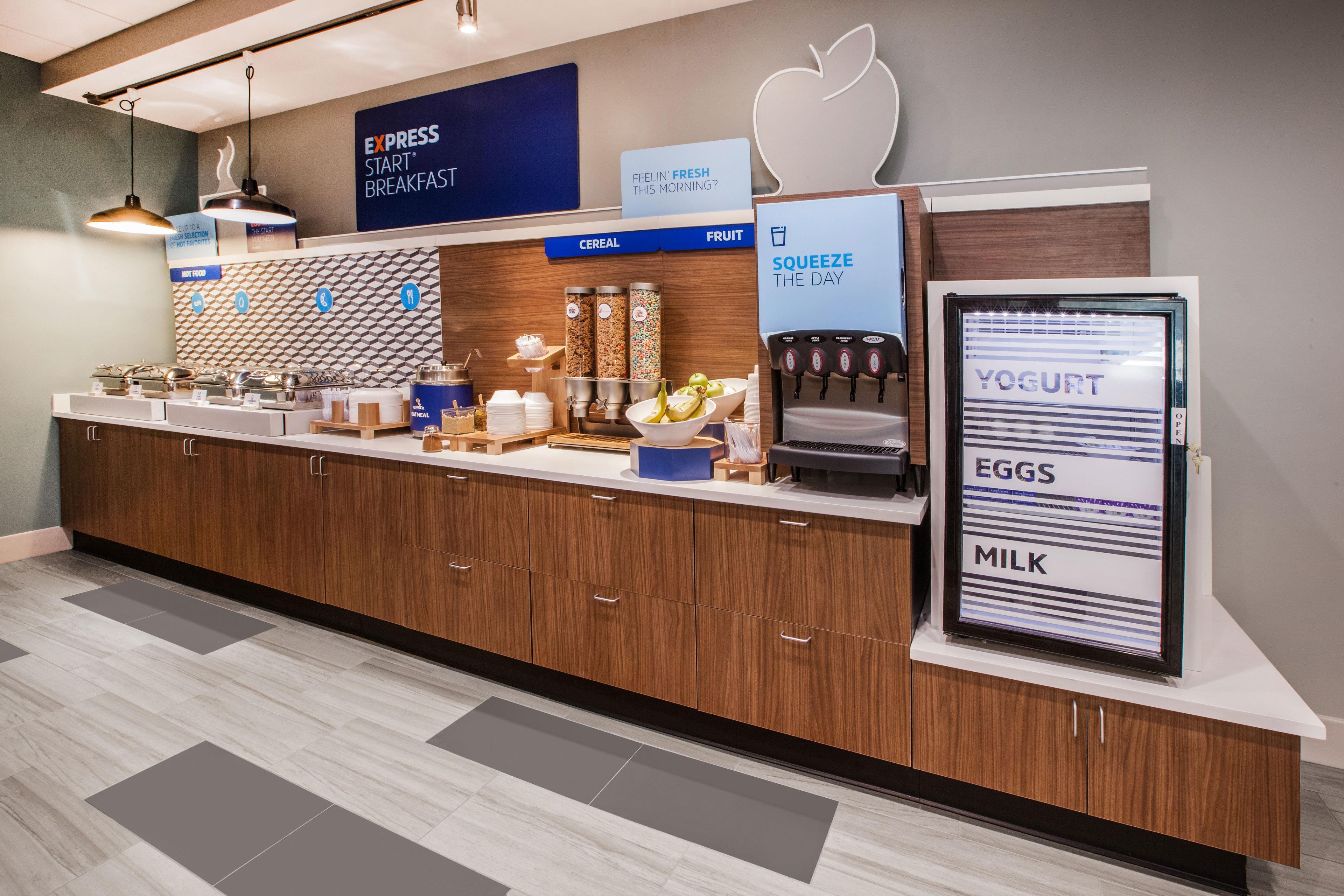 Holiday Inn Express Hotel & Suites Plano West - Frisco By Ihg Dış mekan fotoğraf